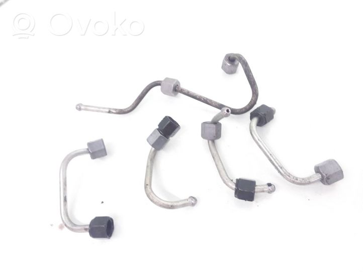 Ford Mondeo MK IV Fuel injector supply line/pipe 