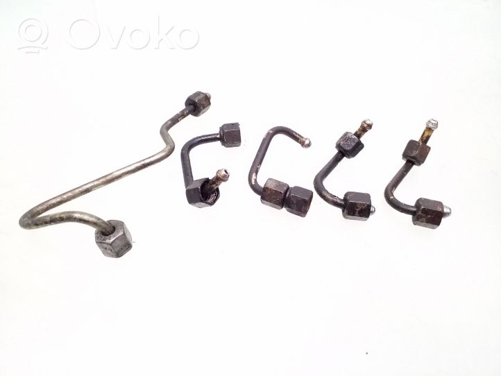 Ford Mondeo MK IV Fuel injector supply line/pipe 