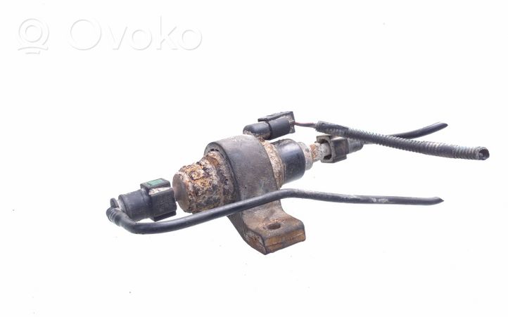 Ford Mondeo MK IV Pompe à carburant Webasto 9001441B