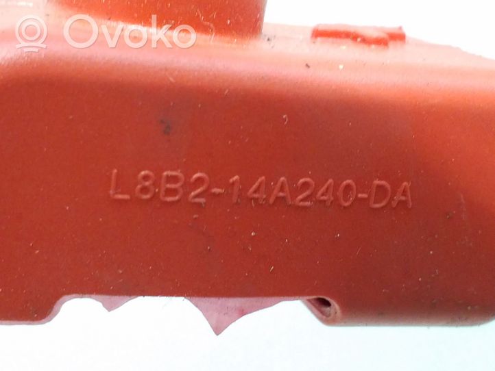 Land Rover Defender Câble de batterie positif L8B214305AD