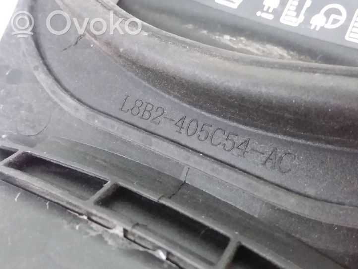 Land Rover Defender Osłona gniazda ładowania samochodu elektrycznego L8B2405C54AC