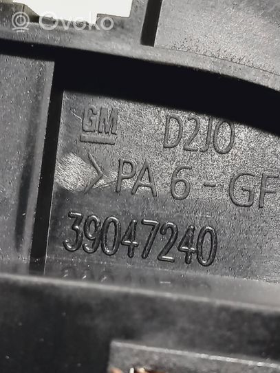 Opel Astra K Radion/GPS-laitteen pääyksikön kehys 39047240