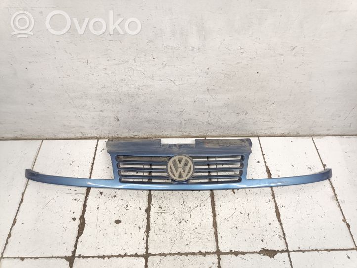 Volkswagen Sharan Grotelės viršutinės 7M0853651