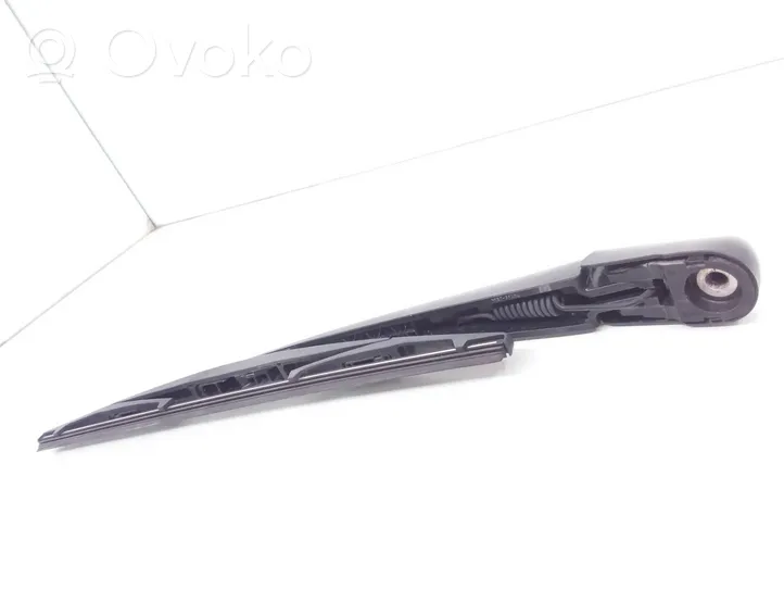 Subaru Impreza IV Rear wiper blade arm 35622