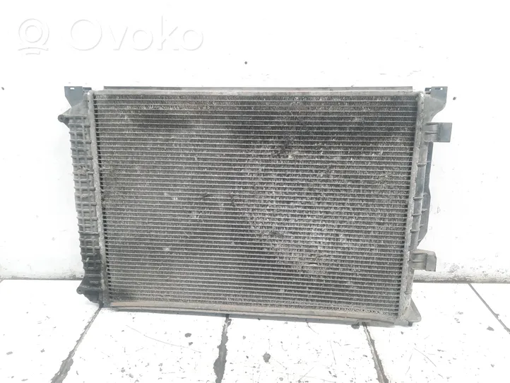 Audi A6 S6 C5 4B Radiador del refrigerante 4B0121251