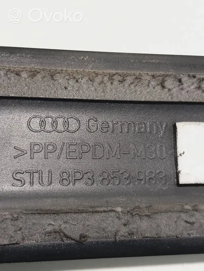 Audi A3 S3 8P Listwa tylnego błotnika 8P3853983b