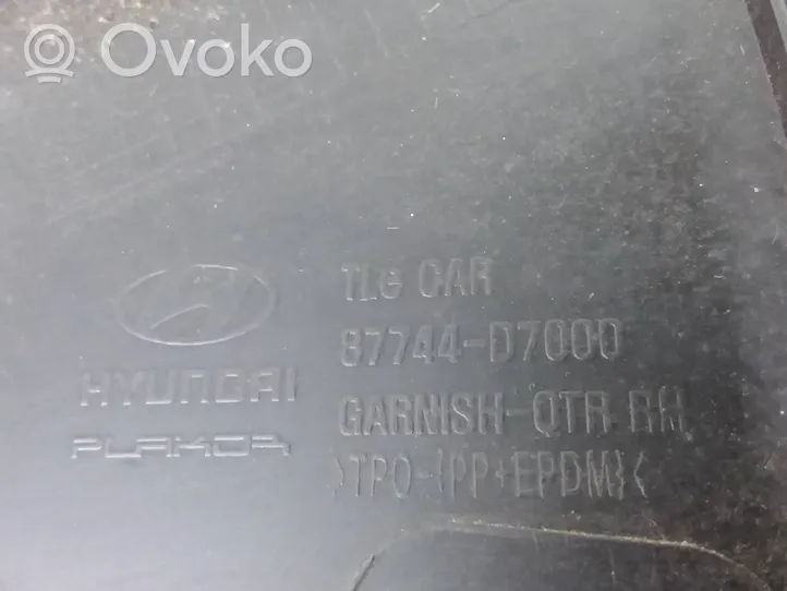 Hyundai Tucson TL Takalokasuojan koristelista 87744D7000