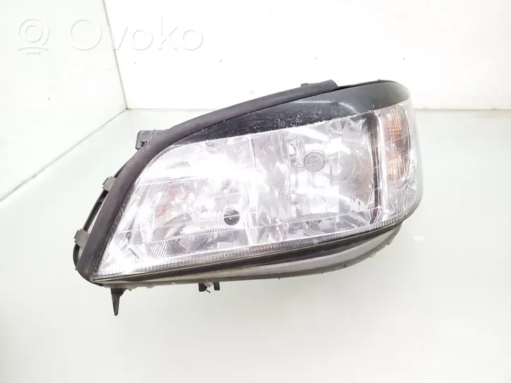 Opel Zafira A Faro/fanale 90582021