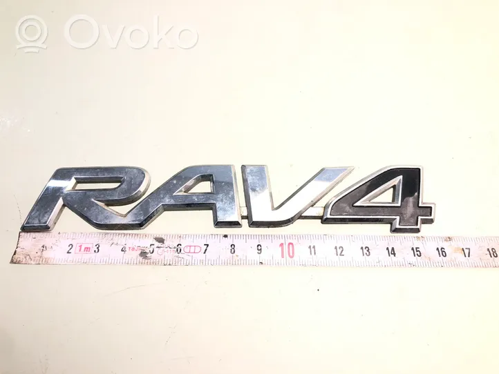 Toyota RAV 4 (XA40) Gamintojo ženkliukas/ modelio raidės 