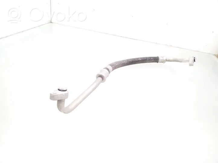 Toyota RAV 4 (XA40) Air conditioning (A/C) pipe/hose 3V171