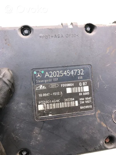 AC 428 Pompe ABS A2025454732