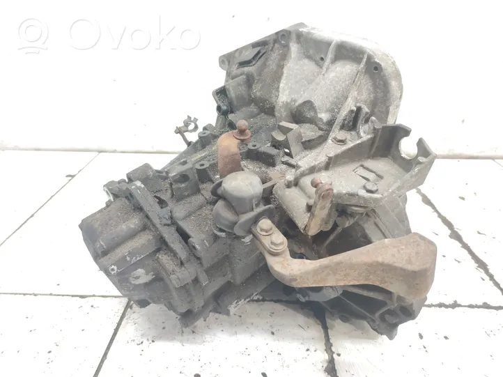 Alfa Romeo 147 Mechaninė 5 pavarų dėžė 9149219