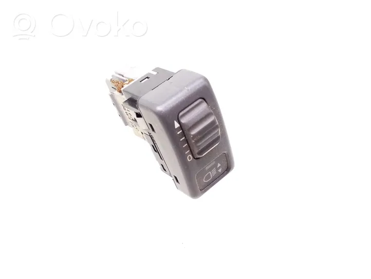 Volvo S70  V70  V70 XC Headlight level height control switch 9162960