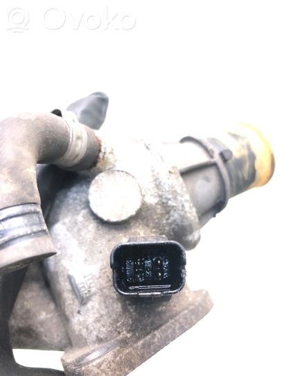 4023860 Alfa Romeo 147 Thermostat/thermostat housing, 15.00 € | RRR 