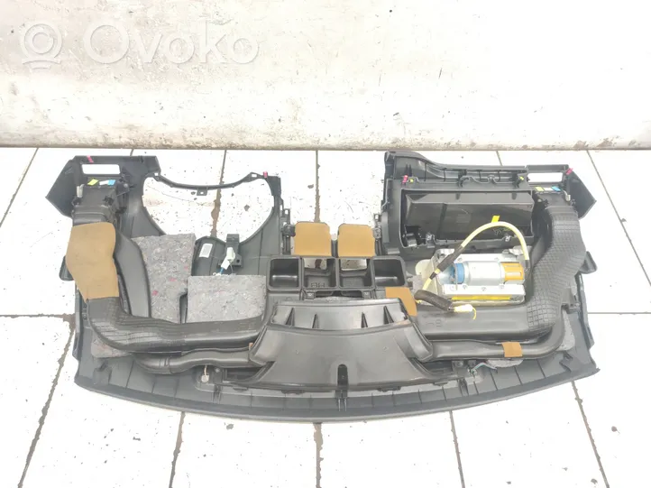 Toyota Auris 150 Panelė 5530202070