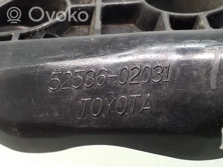 Toyota Auris 150 Lokasuojan kannake 5253602031