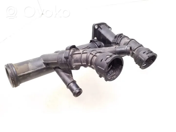 Volkswagen Golf VII Engine coolant pipe/hose 04L121111