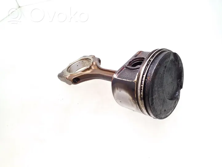 Toyota Avensis T250 Piston avec bielle 28051