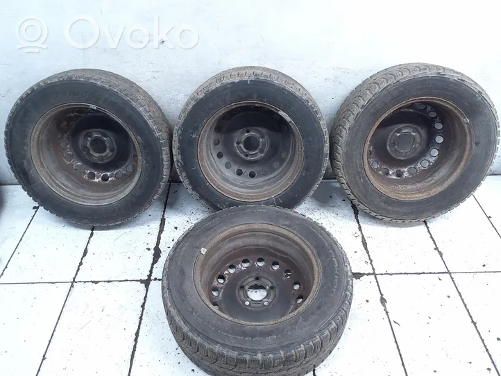 Opel Vivaro Cerchione in acciaio R16 NOKIAN