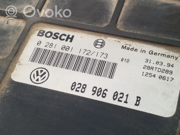 Volkswagen PASSAT B4 Variklio valdymo blokas 0281001172