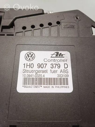 Volkswagen PASSAT B4 Motorsteuergerät/-modul 1H0907379D
