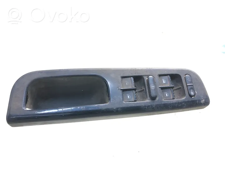 Volkswagen Golf IV Interruttore di controllo dell’alzacristalli elettrico 1J4959857B