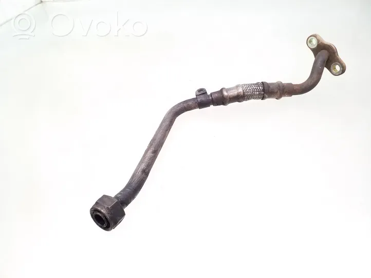 Volkswagen Golf II Turbo turbocharger oiling pipe/hose 068145736A