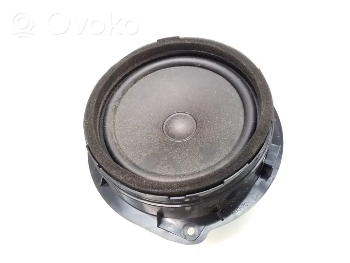 Audi A3 S3 8V Takaoven kaiutin 8V4035411B