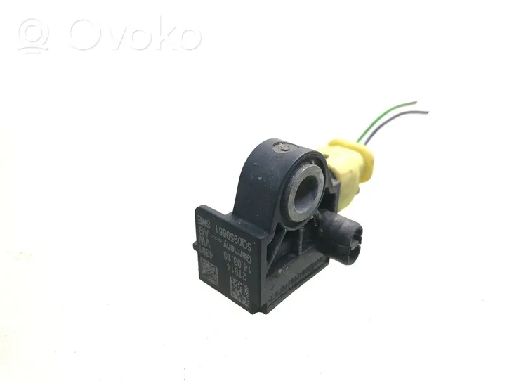 Audi A3 S3 8V Sensor impacto/accidente para activar Airbag 5Q0959651