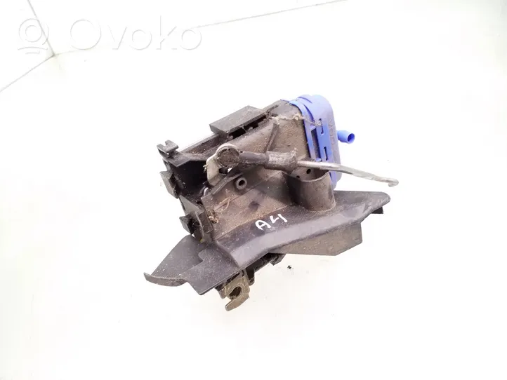 Audi A4 S4 B5 8D Rear door lock 8D0839016A