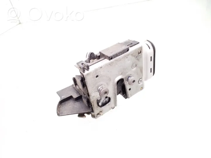 Audi A4 S4 B5 8D Rear door lock 8D0839015A