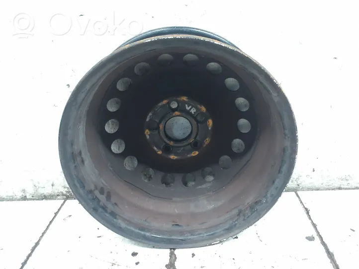 Volkswagen PASSAT B5 R 15 plieninis štampuotas ratlankis (-iai) 1K0601027C