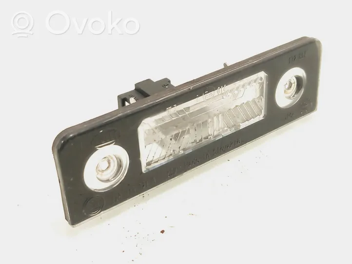 Skoda Octavia Mk2 (1Z) Lampa oświetlenia tylnej tablicy rejestracyjnej 1Z0943021B