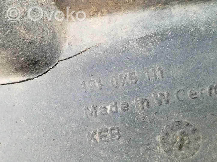 Volkswagen Golf II Eturoiskeläppä 191075111