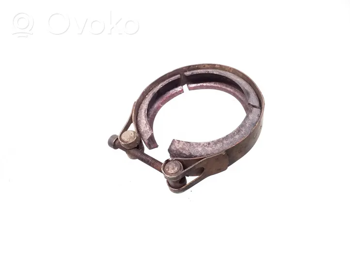 Volkswagen PASSAT B6 Muffler pipe connector clamp 1K0253725