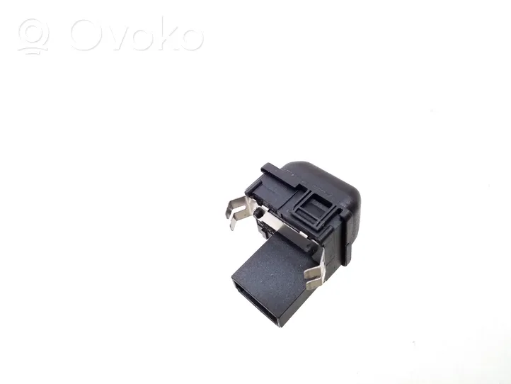 Audi A4 S4 B7 8E 8H Lichtsensor 8P0907539A