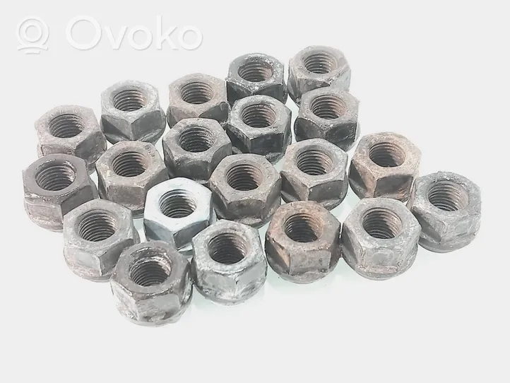 Opel Insignia A Nuts/bolts 