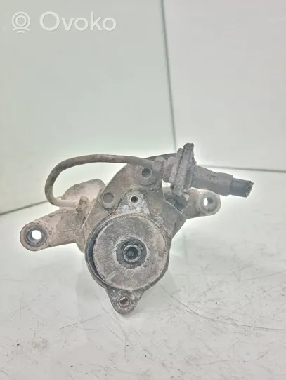 Volkswagen PASSAT B6 Rear brake caliper 