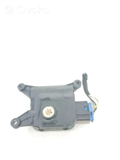 Volkswagen PASSAT B6 Air flap motor/actuator 0132801362