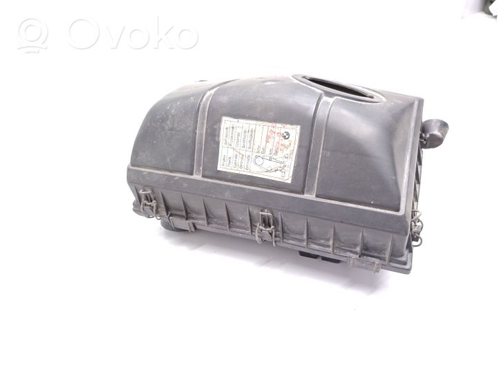 BMW 3 E30 Air filter 13712241093