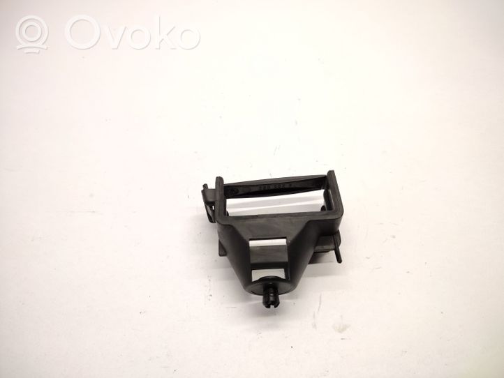 BMW 3 E46 Varoituskolmion kannake 8265682