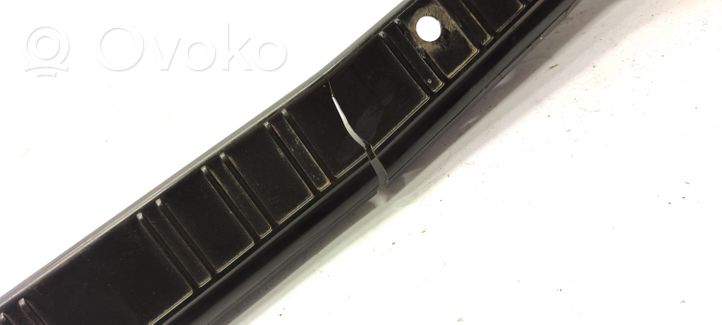 BMW 3 E30 Rivestimento di protezione sottoporta del bagagliaio/baule 514719049680