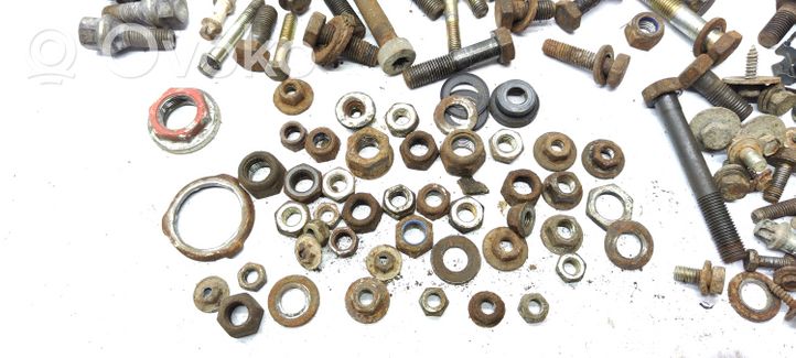 BMW 3 E30 Nuts/bolts 