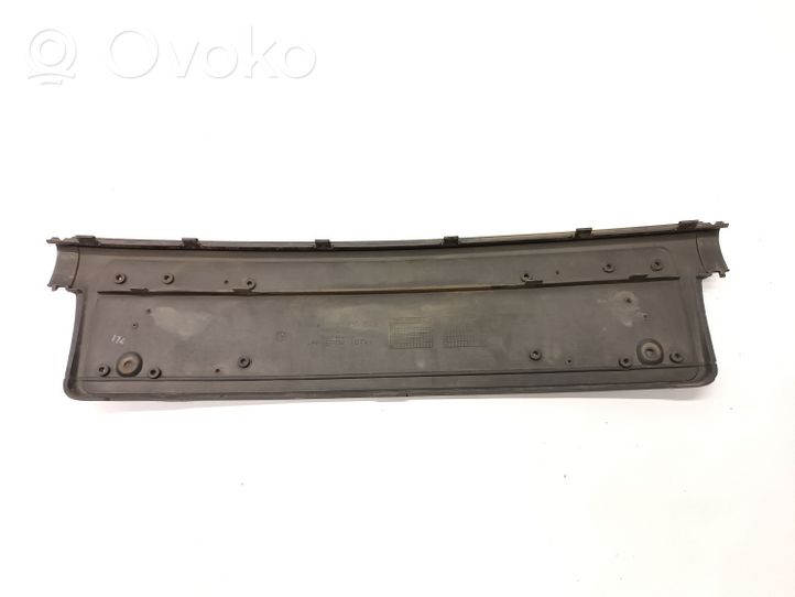 BMW 3 E46 Cornice porta targa 51117030592