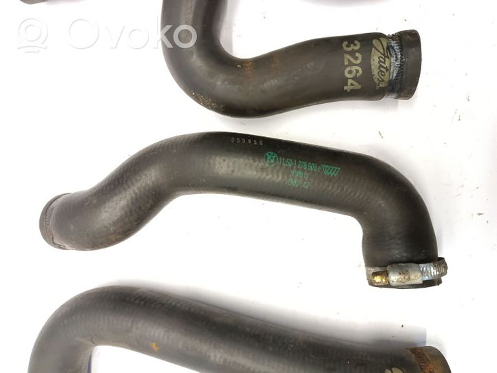 BMW 3 E30 Engine coolant pipe/hose 