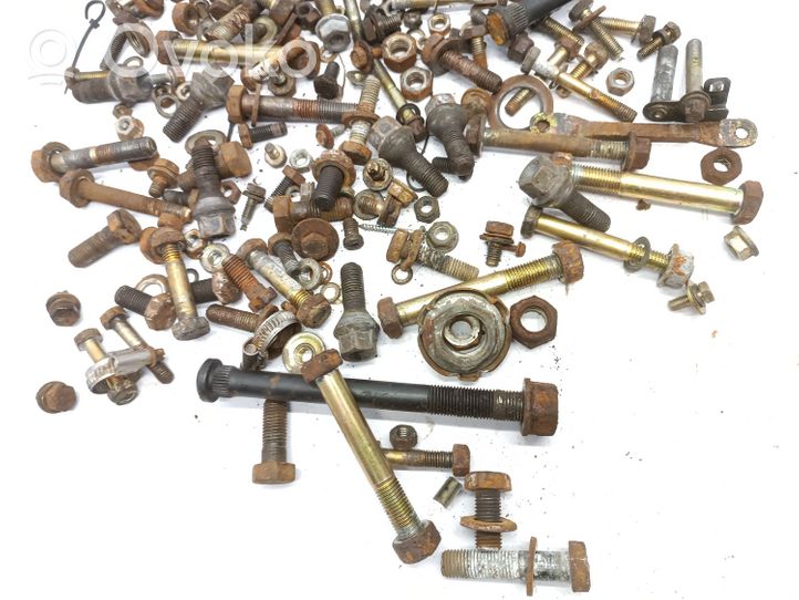 BMW 3 E30 Nuts/bolts 