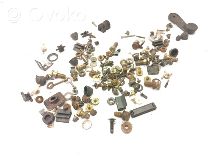 BMW 3 E30 Nuts/bolts 