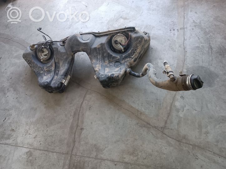 BMW 5 E60 E61 Réservoir de carburant 720018305