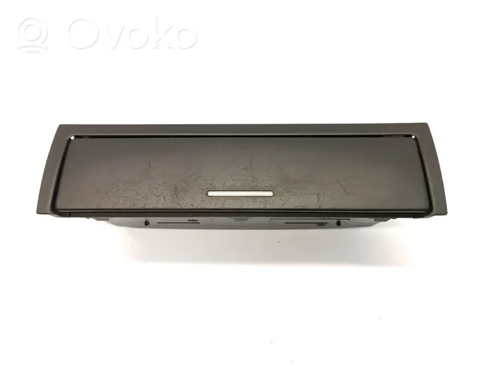 BMW 3 E46 Compartimiento/consola central del panel 307180200