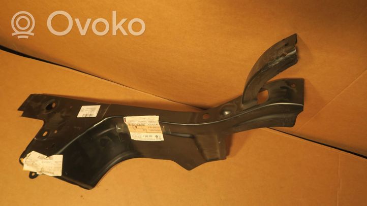 Skoda Yeti (5L) Autres pièces de carrosserie 1K0804106D